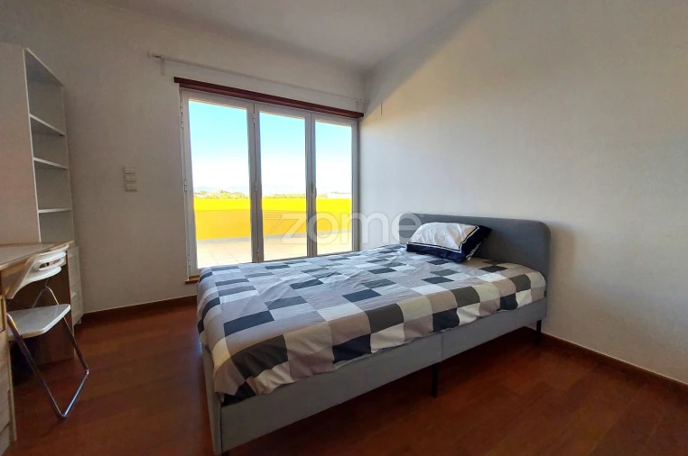 Apartamento T4 para Arrendamento em Alcabideche Foto 11