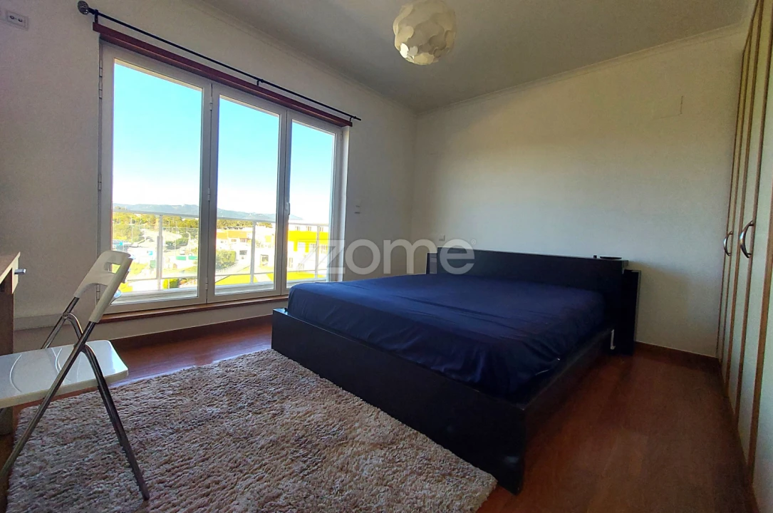 Apartamento T4 para Arrendamento em Alcabideche Foto 15