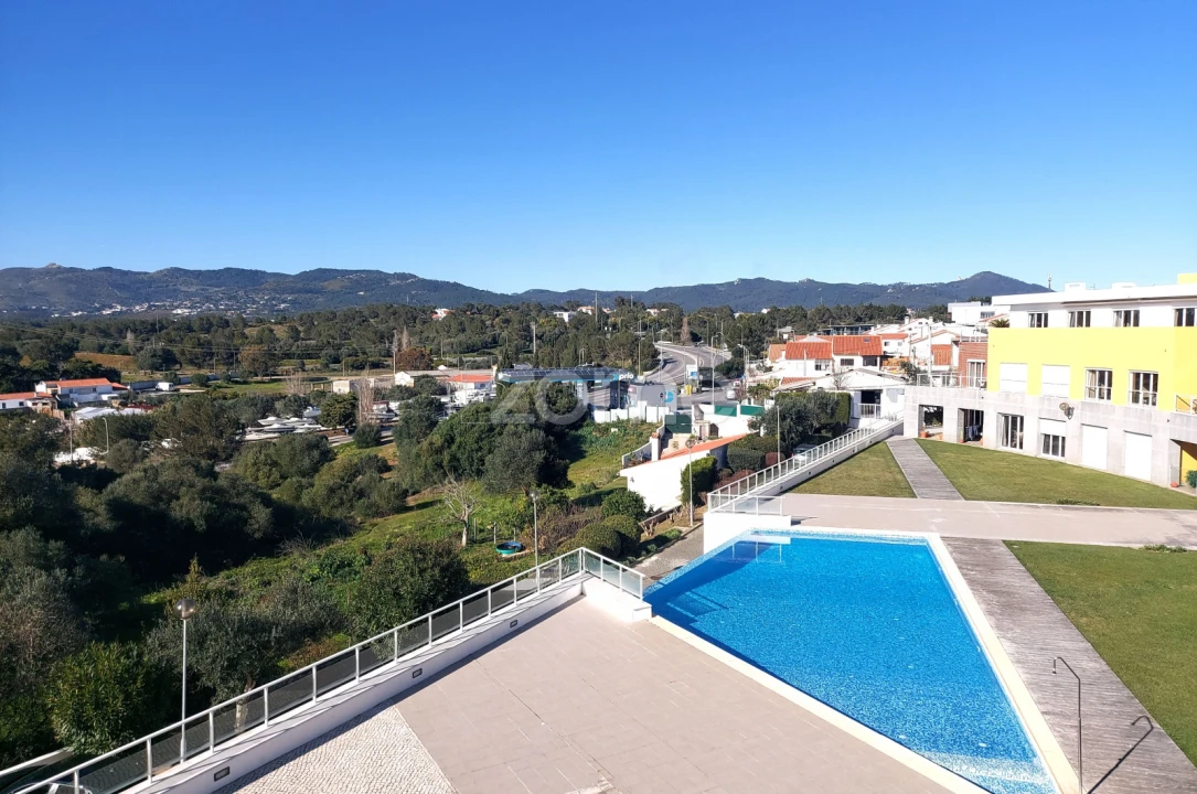 Apartamento T4 para Arrendamento em Alcabideche Foto 30