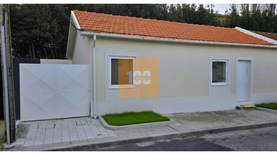 Moradia T4 para Arrendamento em Paranhos Foto 12