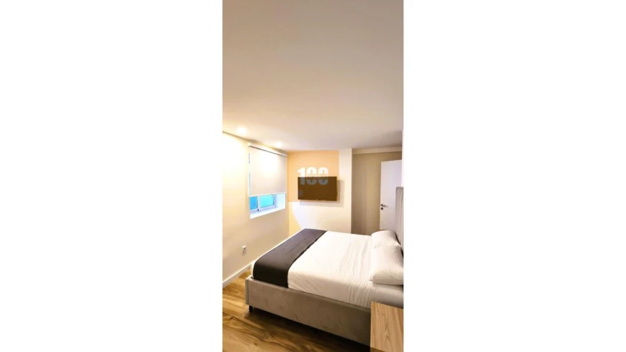 Moradia T4 para Arrendamento em Paranhos Foto 4