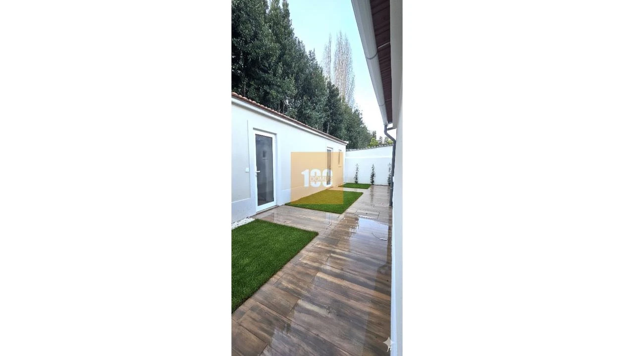 Moradia T4 para Arrendamento em Paranhos Foto 9