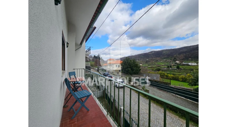 Moradia T3 para Venda em Lavos Foto 5