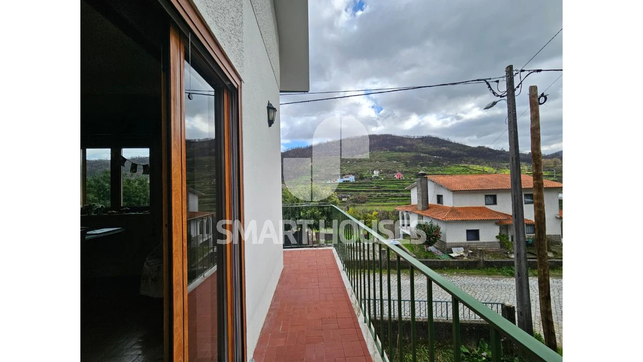 Moradia T3 para Venda em Lavos Foto 4