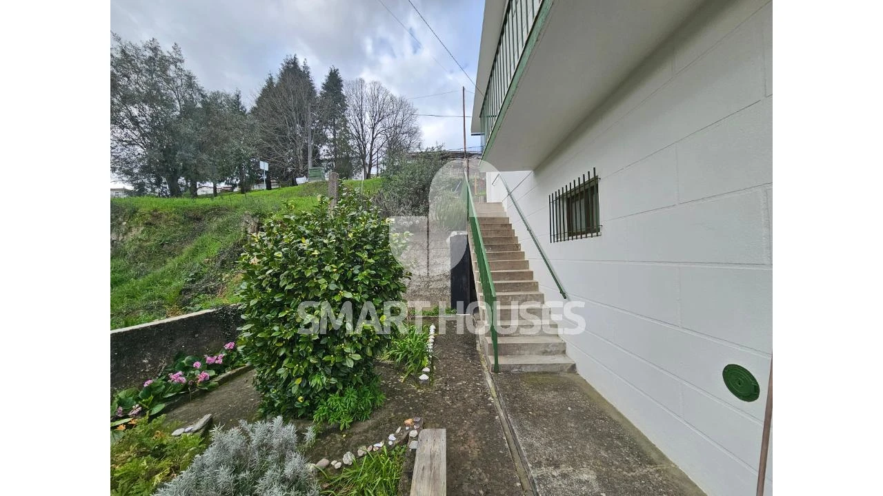 Moradia T3 para Venda em Lavos Foto 32