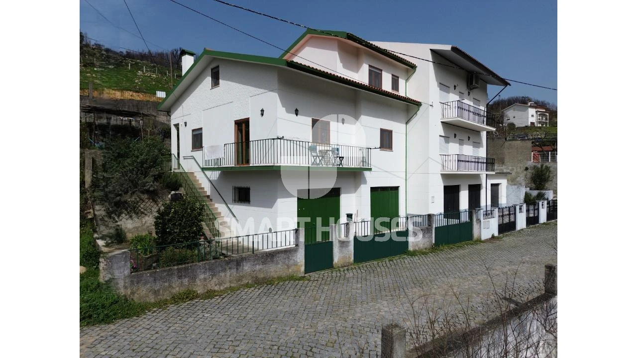 Moradia T3 para Venda em Lavos Foto 1