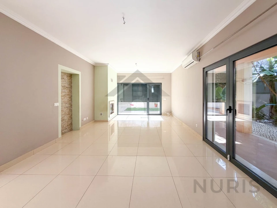 Moradia T4 para Venda em Portimão Foto 20