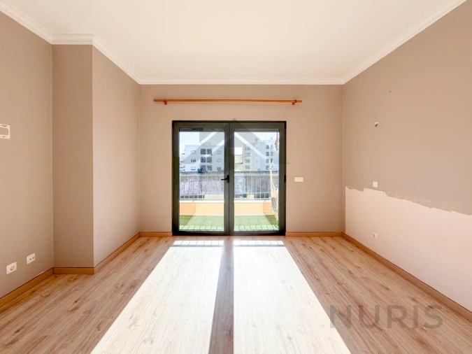 Moradia T4 para Venda em Portimão Foto 30