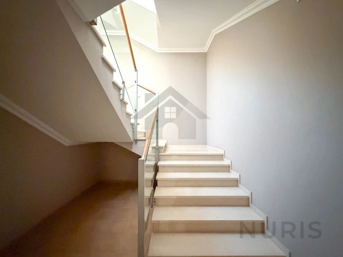 Moradia T4 para Venda em Portimão Foto 19