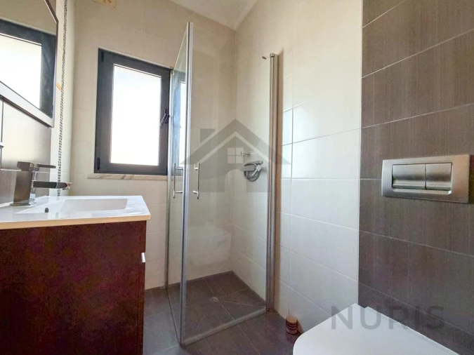 Moradia T4 para Venda em Portimão Foto 26