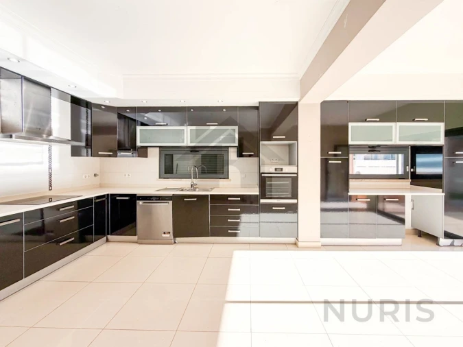 Moradia T4 para Venda em Portimão Foto 22