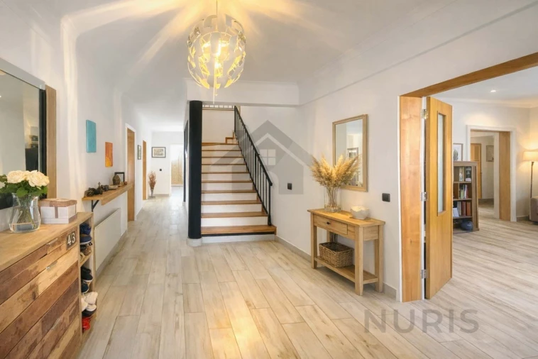 Moradia T5 para Venda em Estômbar e Parchal Foto 7