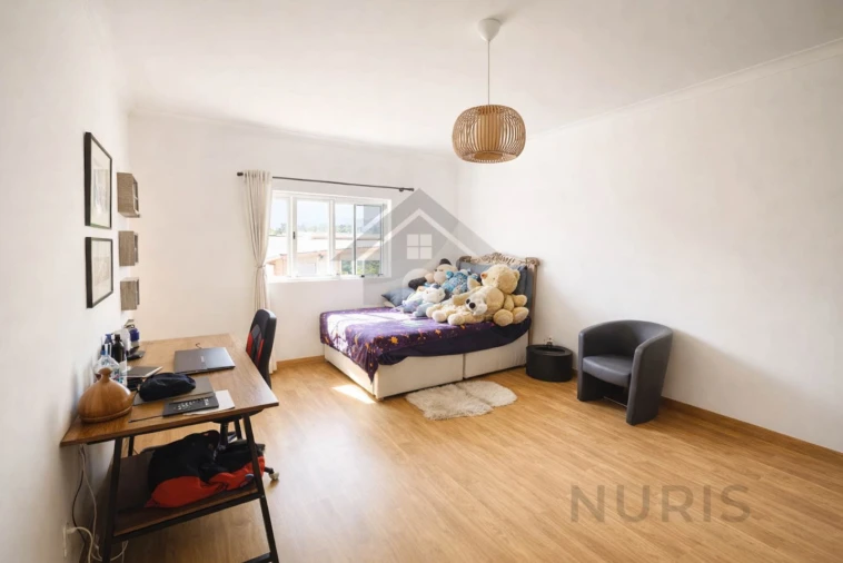 Moradia T5 para Venda em Estômbar e Parchal Foto 15