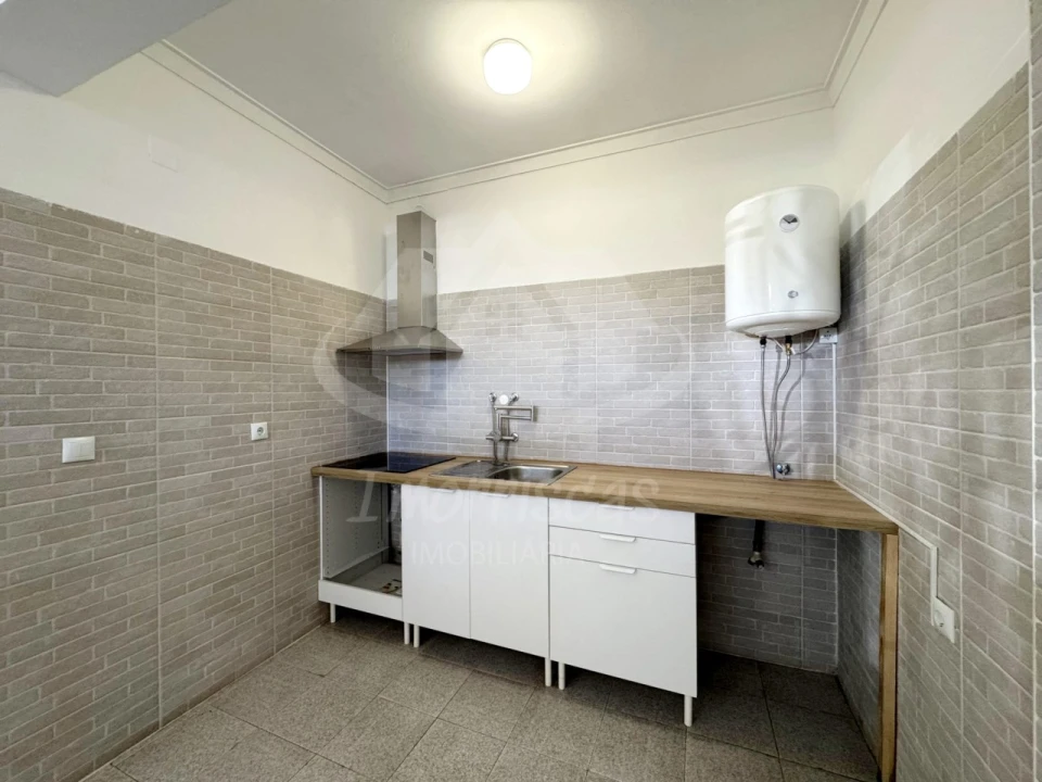 Apartamento para Venda em Póvoa de Santa Iria e Forte da Casa Foto 4