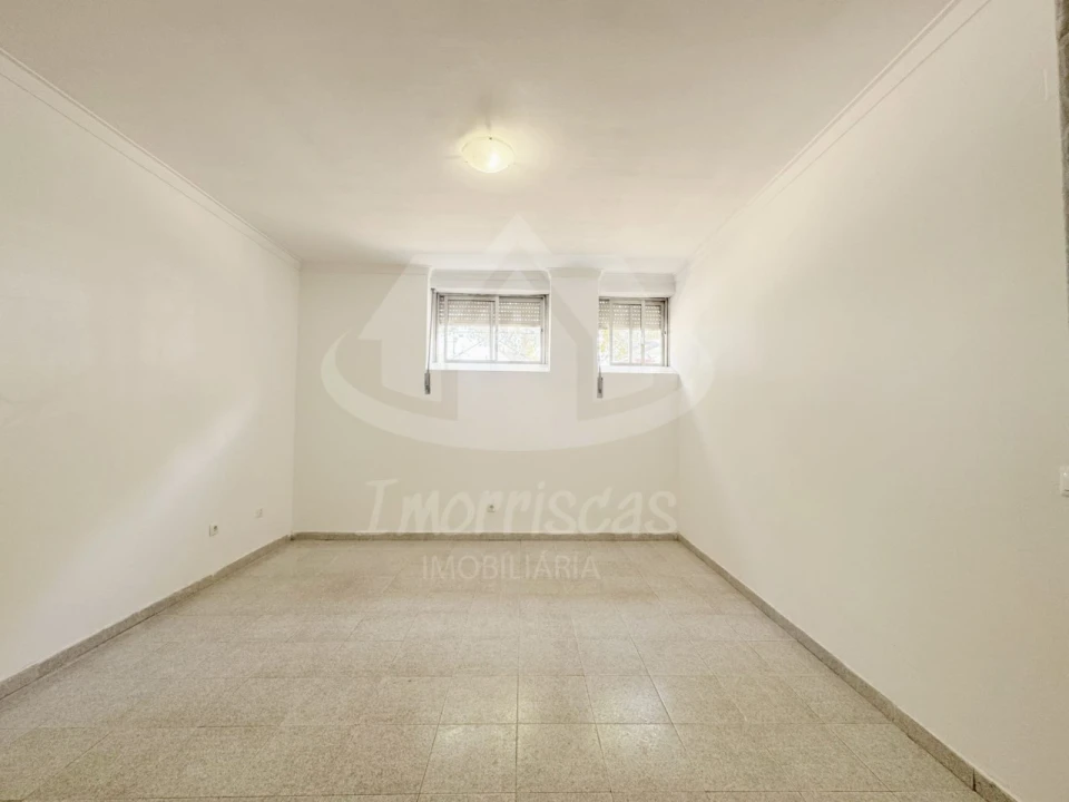 Apartamento para Venda em Póvoa de Santa Iria e Forte da Casa Foto 6