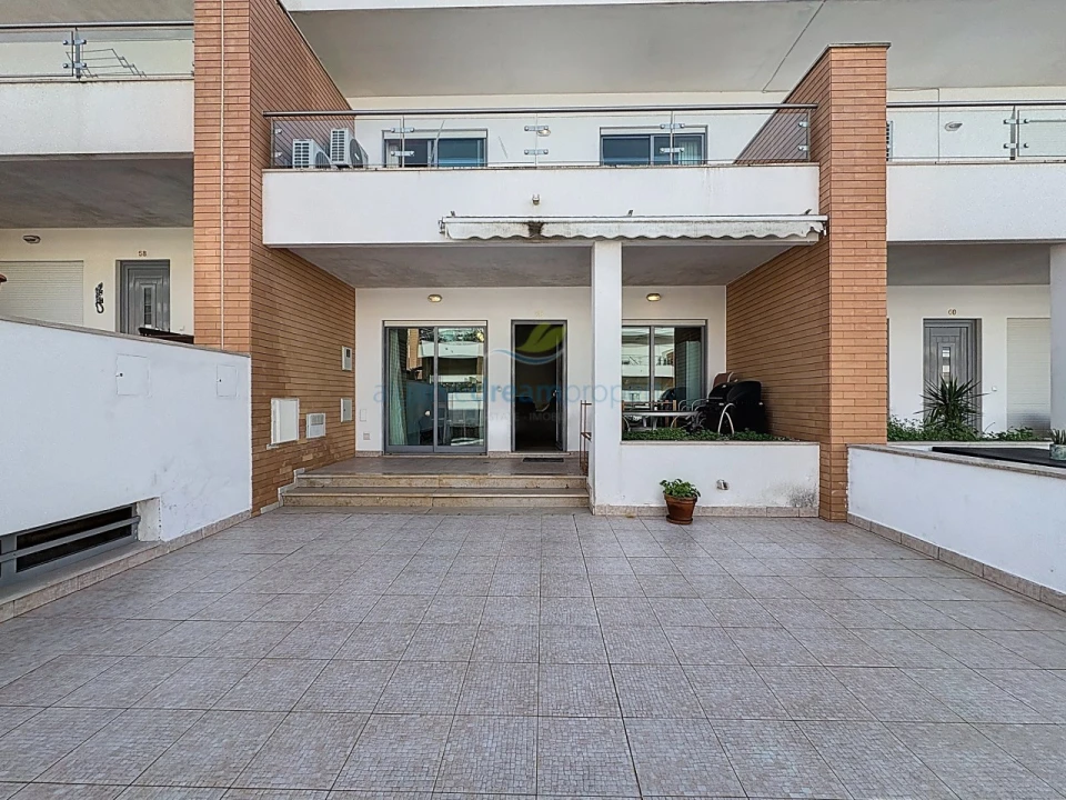 Moradia T2 para Venda em Ferreiras Foto 32