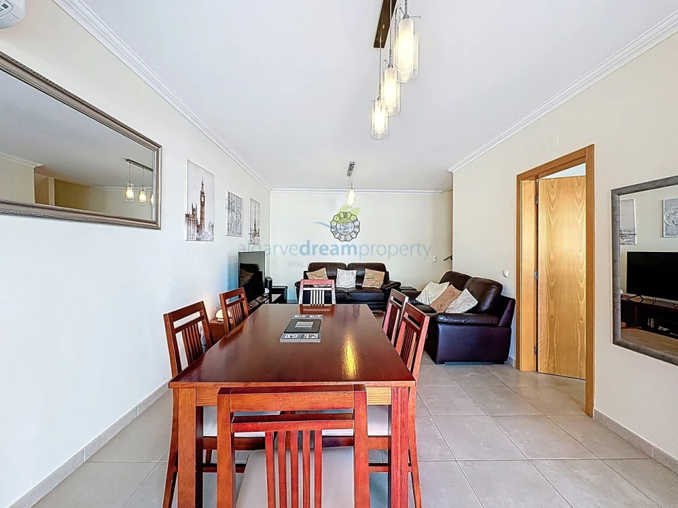 Moradia T2 para Venda em Ferreiras Foto 11