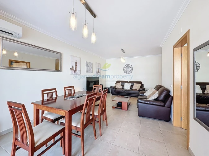 Moradia T2 para Venda em Ferreiras Foto 9