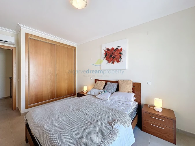 Moradia T2 para Venda em Ferreiras Foto 16