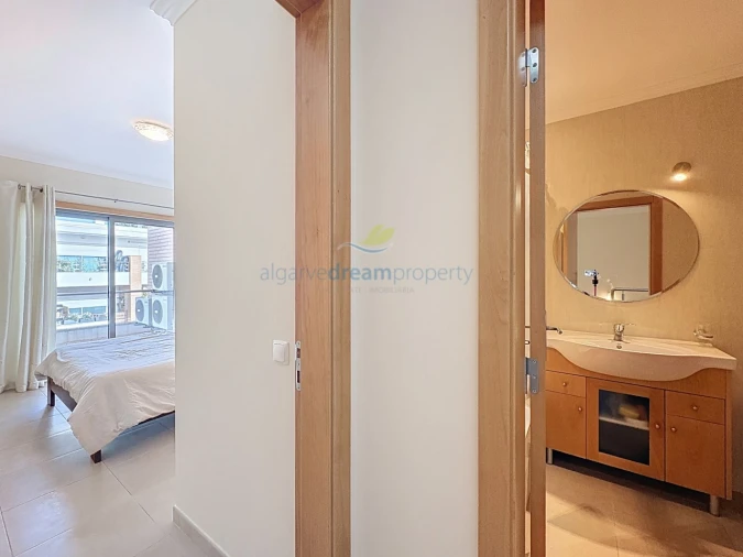 Moradia T2 para Venda em Ferreiras Foto 23