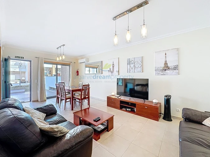 Moradia T2 para Venda em Ferreiras Foto 1