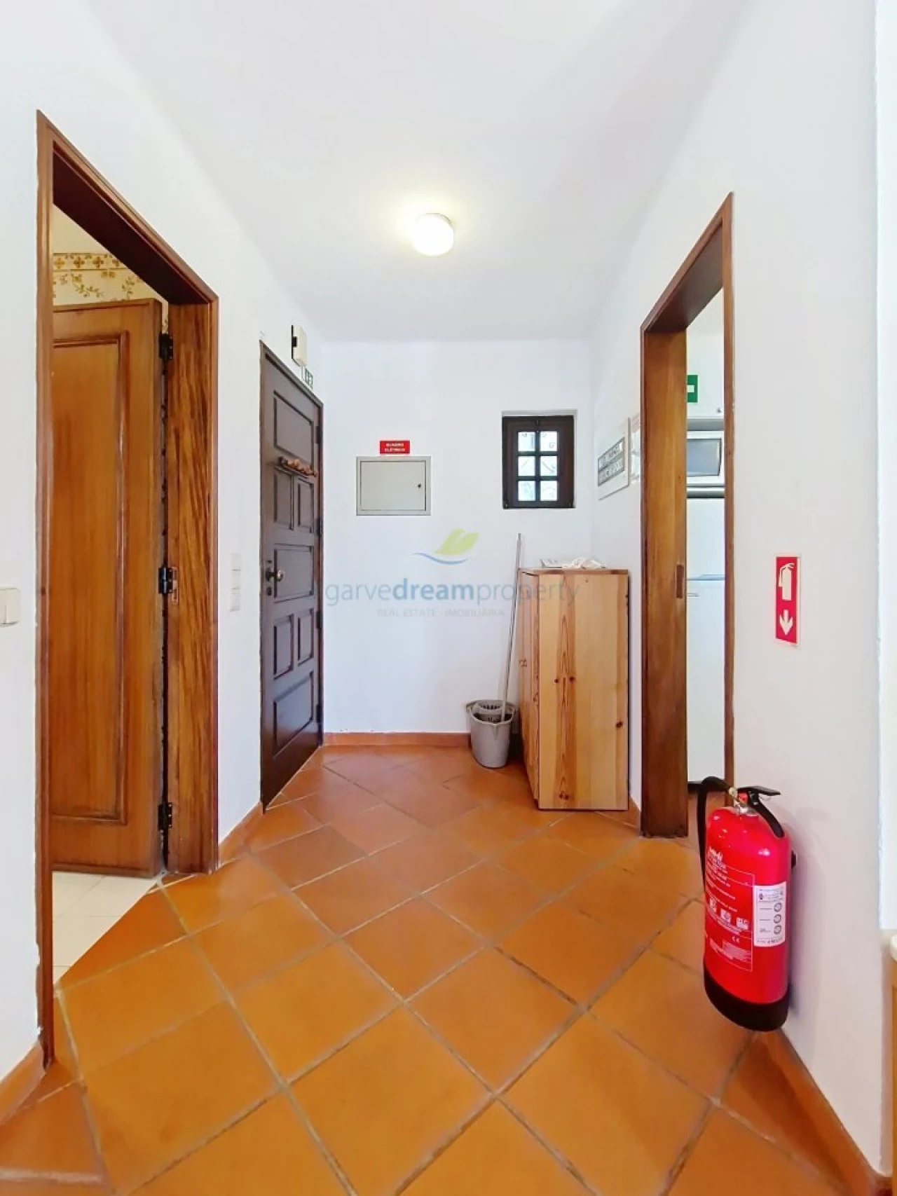 Apartamento T2 para Venda em Albufeira e Olhos de Água Foto 6