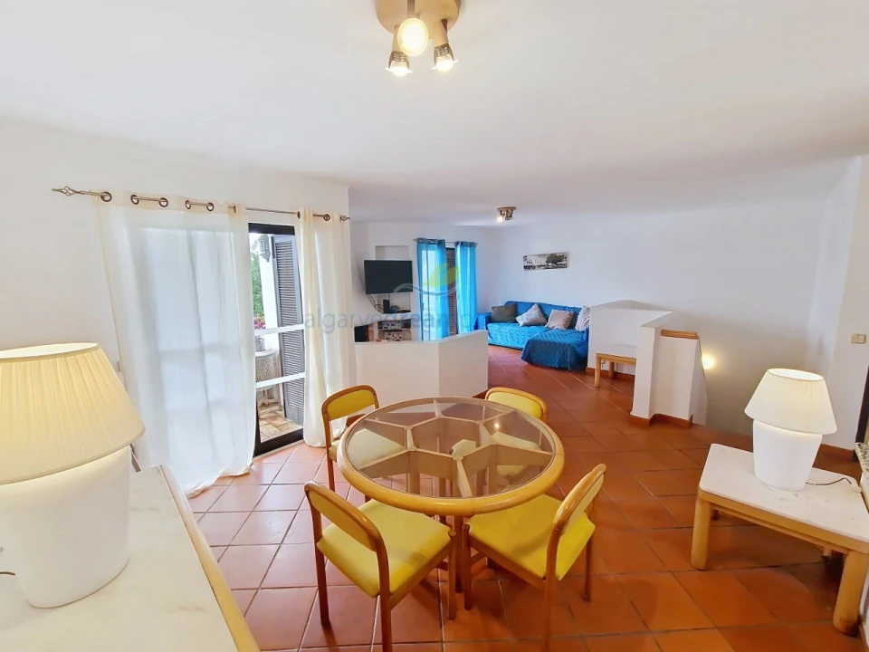 Apartamento T2 para Venda em Albufeira e Olhos de Água Foto 12