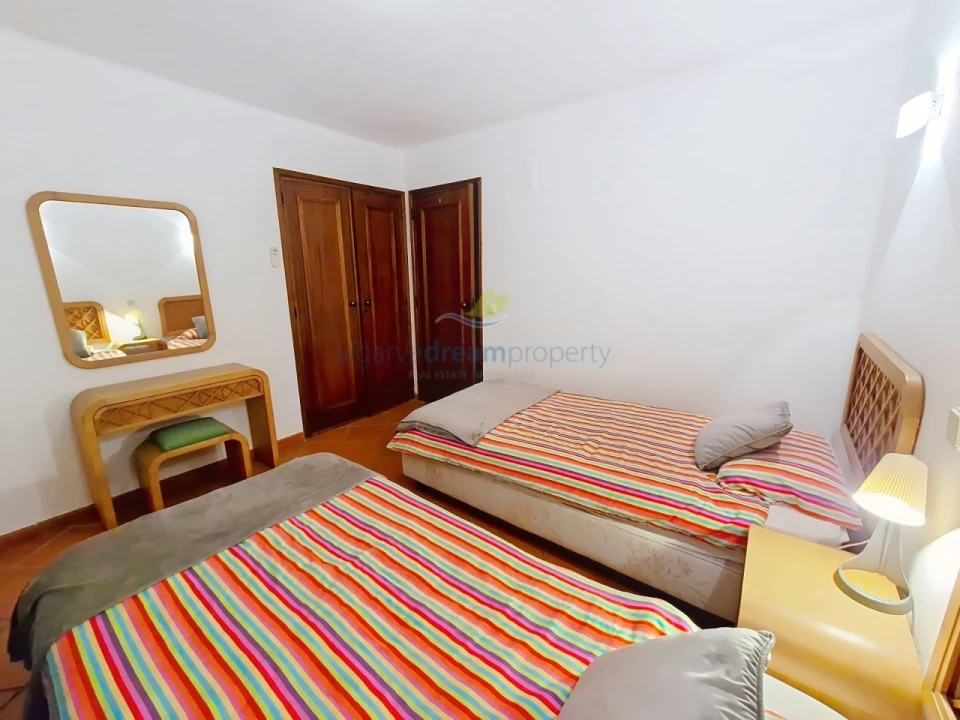 Apartamento T2 para Venda em Albufeira e Olhos de Água Foto 26