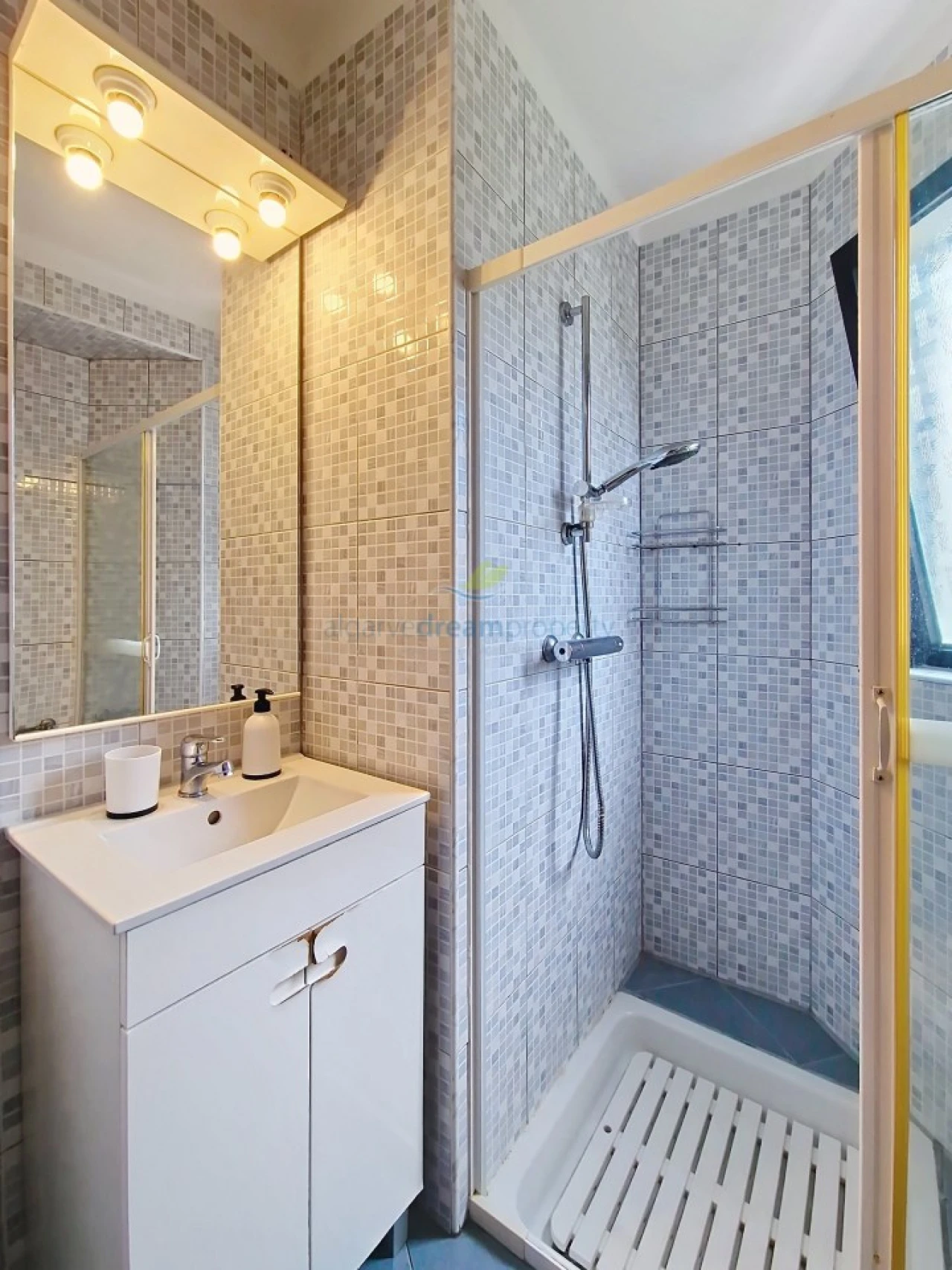 Apartamento T2 para Venda em Albufeira e Olhos de Água Foto 30