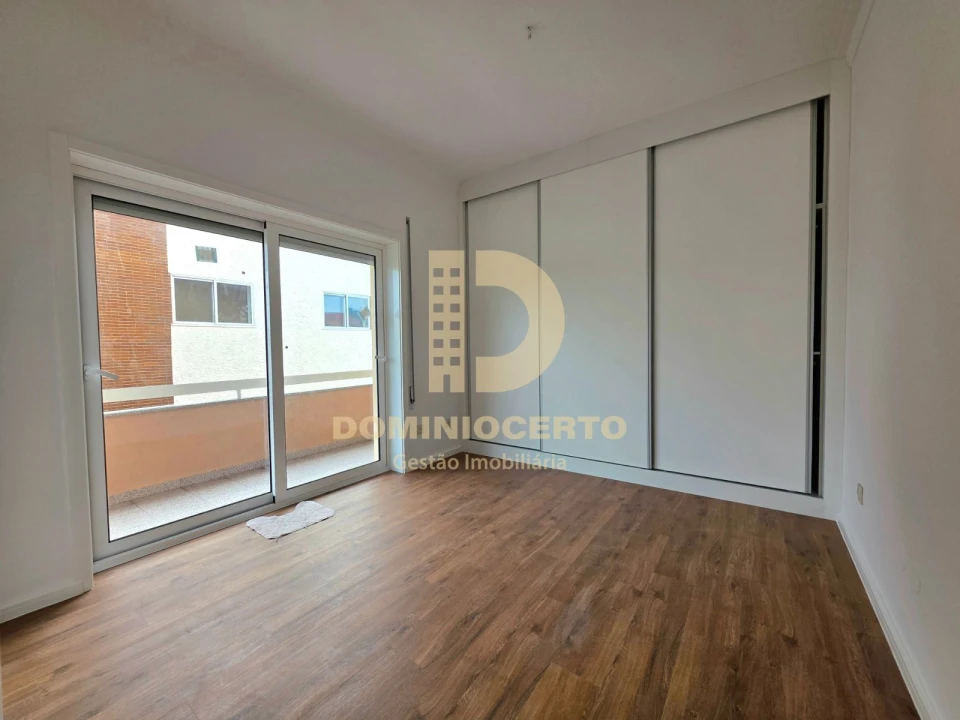 Apartamento T3 para Venda em Aguas Santas Foto 23
