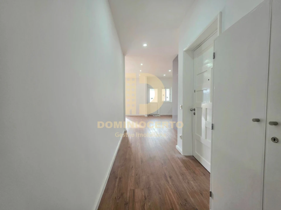 Apartamento T3 para Venda em Aguas Santas Foto 21