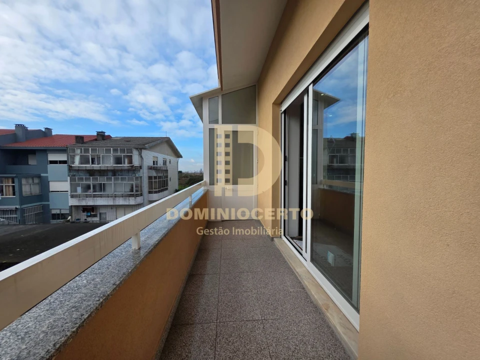 Apartamento T3 para Venda em Aguas Santas Foto 24