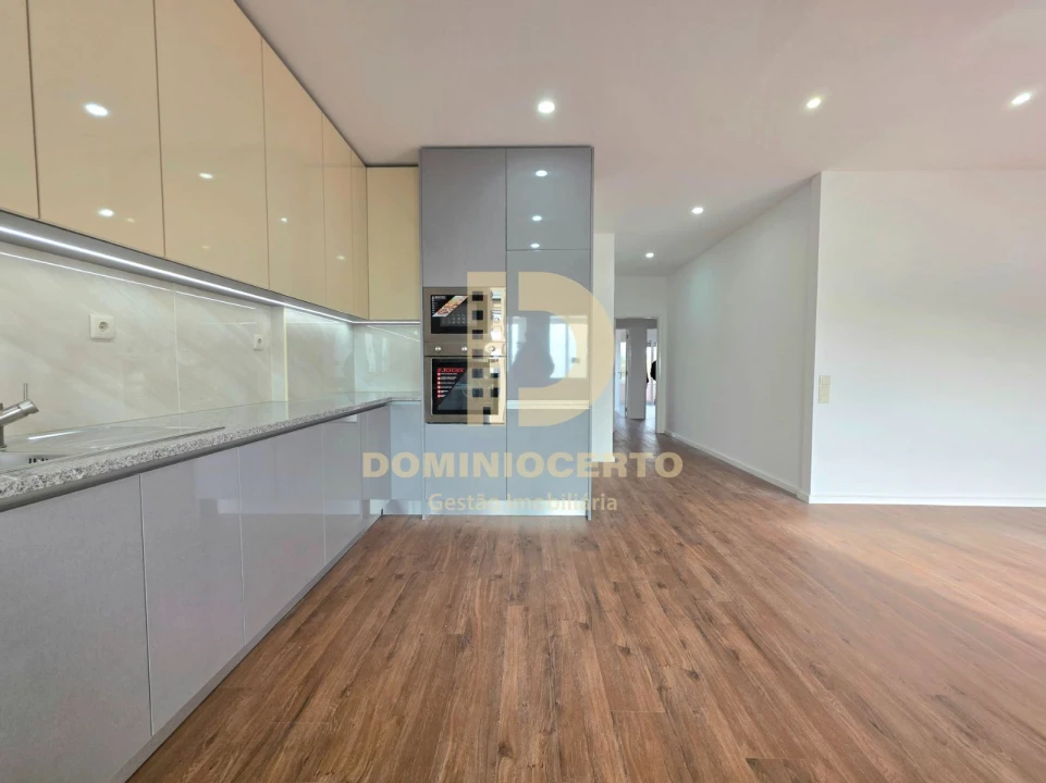 Apartamento T3 para Venda em Aguas Santas Foto 4
