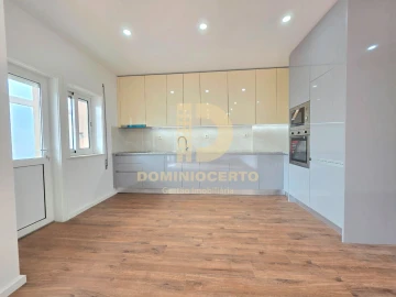 Apartamento T3 para Venda em Aguas Santas