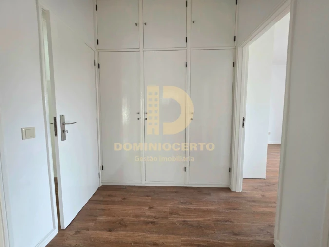 Apartamento T3 para Venda em Aguas Santas Foto 22