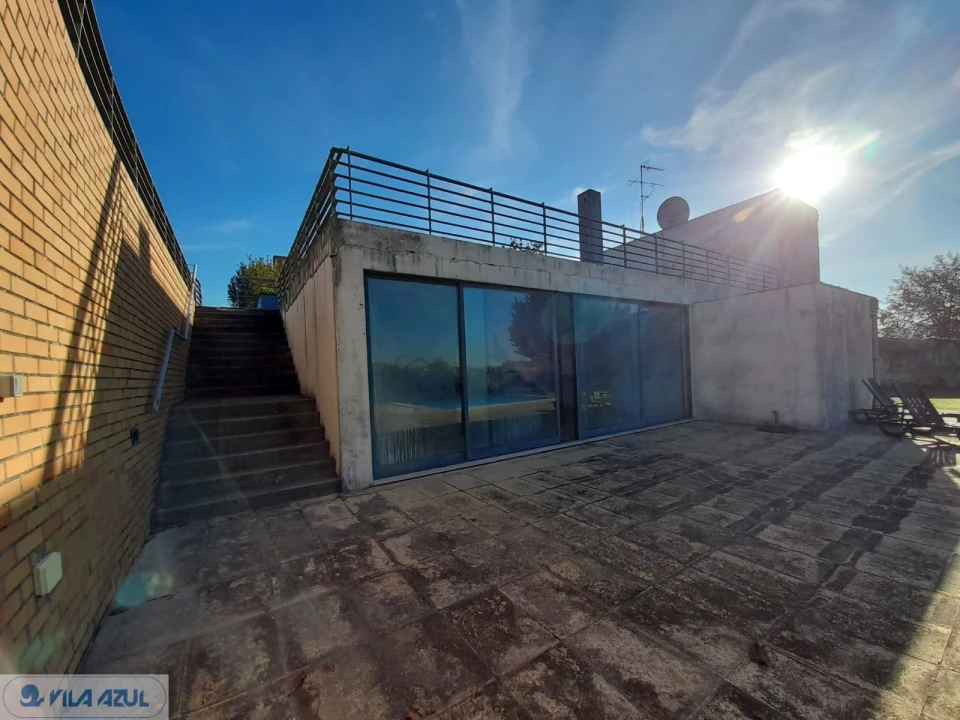 Moradia T4 para Venda em Milheiros Foto 15