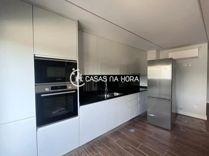 Apartamento T2 para Arrendamento em Viseu Foto 2