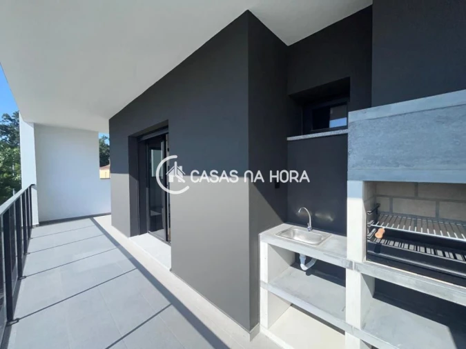 Apartamento T2 para Arrendamento em Viseu Foto 11