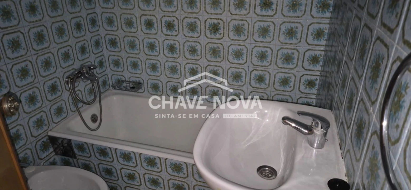 Apartamento T1 para Arrendamento em Avenidas Novas Foto 17