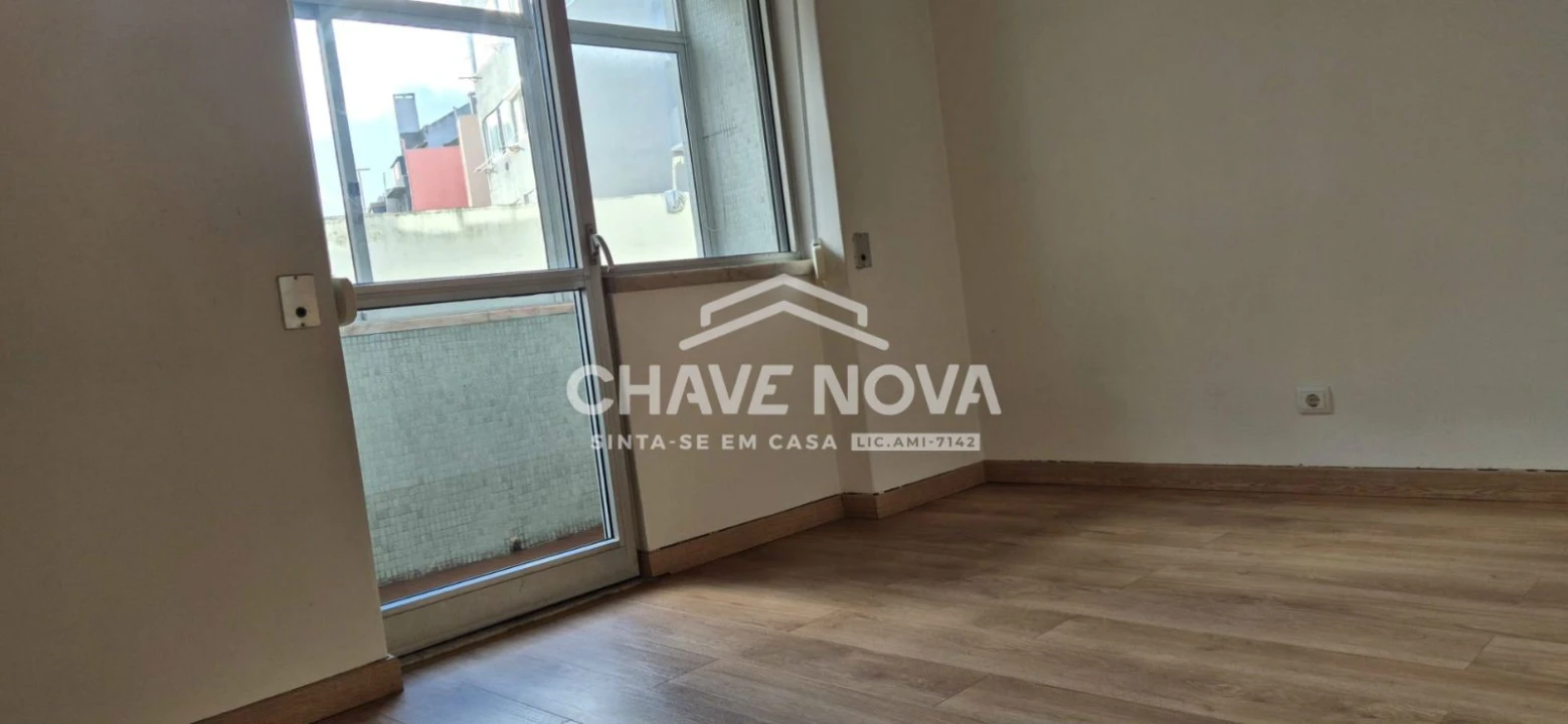 Apartamento T1 para Arrendamento em Avenidas Novas Foto 20