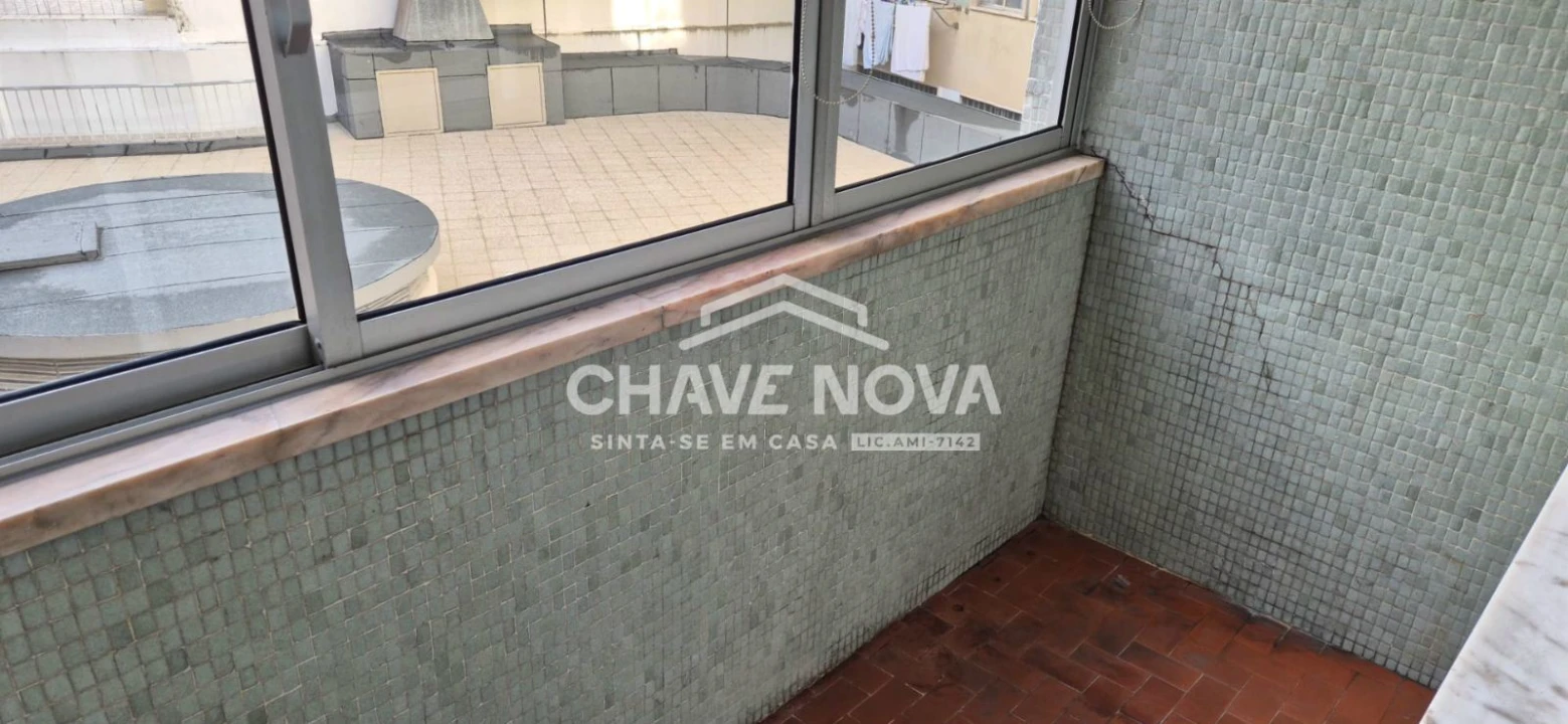 Apartamento T1 para Arrendamento em Avenidas Novas Foto 23