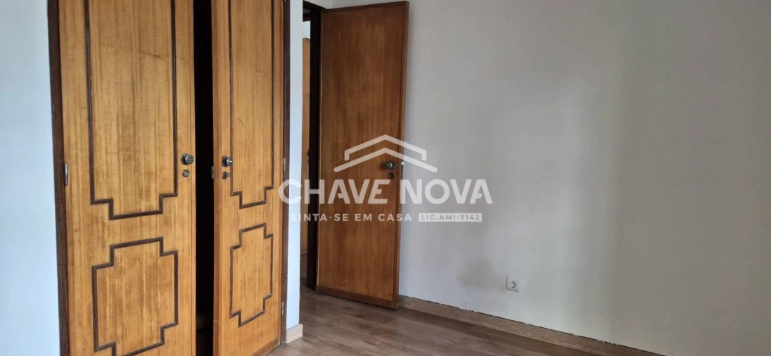 Apartamento T1 para Arrendamento em Avenidas Novas Foto 12