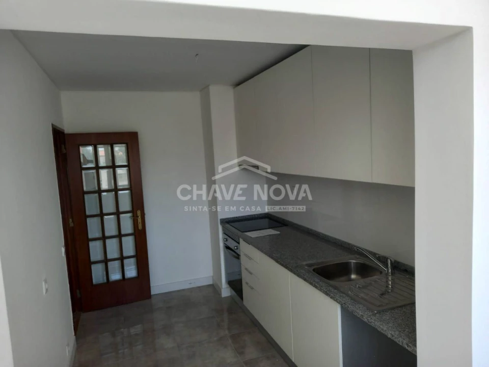Apartamento T3 para Arrendamento em União das Freguesias de Setúbal Foto 11