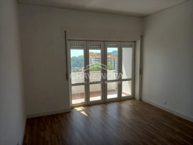 Apartamento T3 para Arrendamento em União das Freguesias de Setúbal Foto 8
