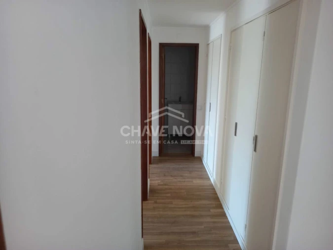 Apartamento T3 para Arrendamento em União das Freguesias de Setúbal Foto 10