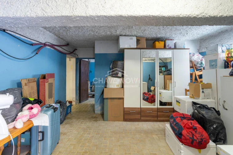 Moradia T4 para Venda em Alquerubim Foto 14