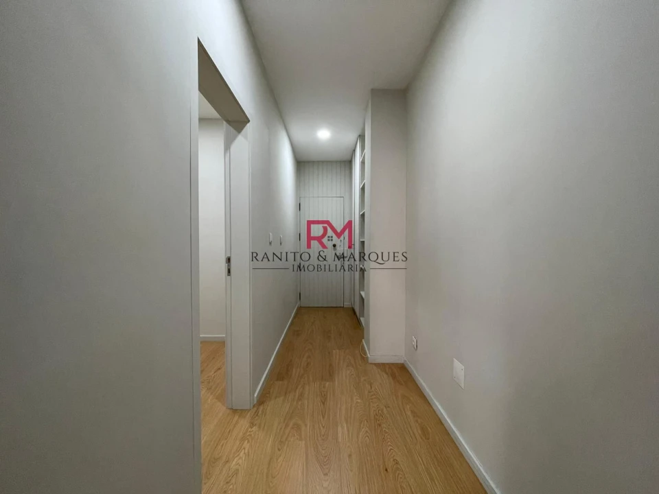 Apartamento T2 para Arrendamento em Ermesinde Foto 2