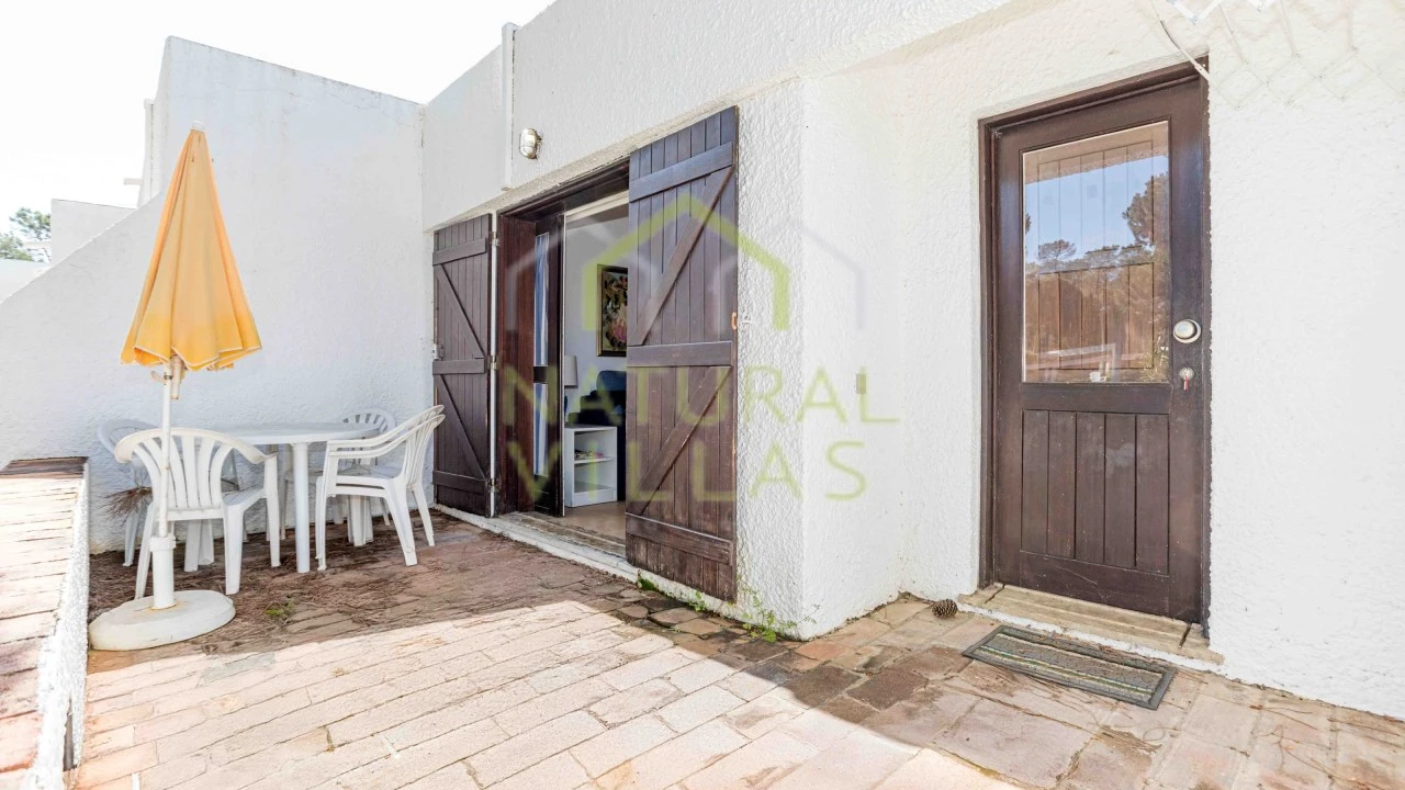 Apartamento para Venda em Quarteira Foto 12