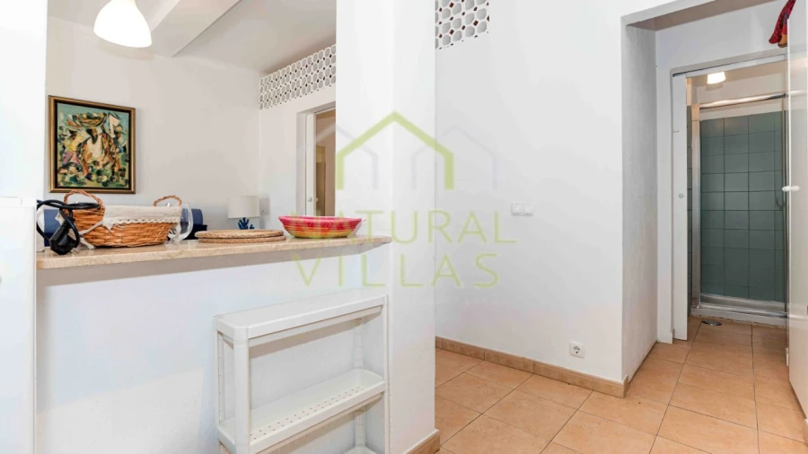 Apartamento para Venda em Quarteira Foto 5