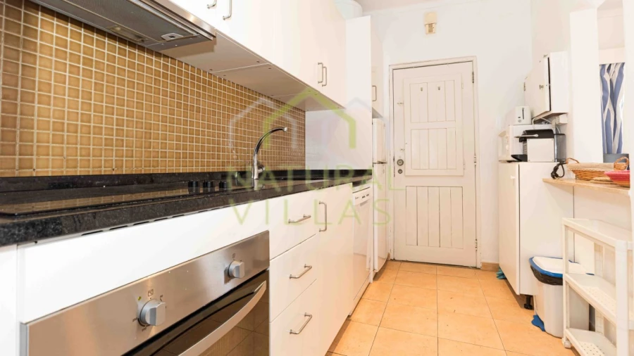 Apartamento para Venda em Quarteira Foto 6